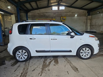 Used Citroen C3 Picasso 2015 for sale - 78209876: Photo