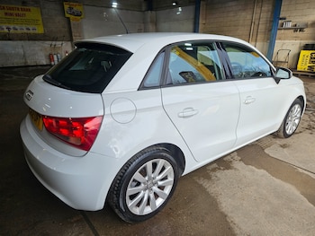 Used Audi A1 2013 for sale - 77701057: Photo