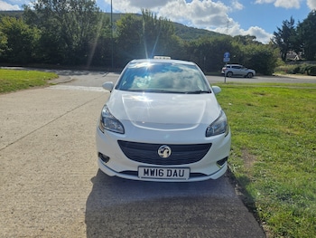 Vauxhall - Corsa