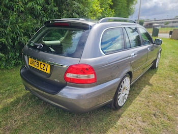 Used Jaguar X-Type 2009 for sale - 79111496: Photo