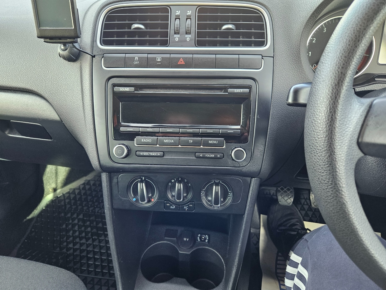 Used Volkswagen Polo 2012 for sale - 76064732: Photo 13