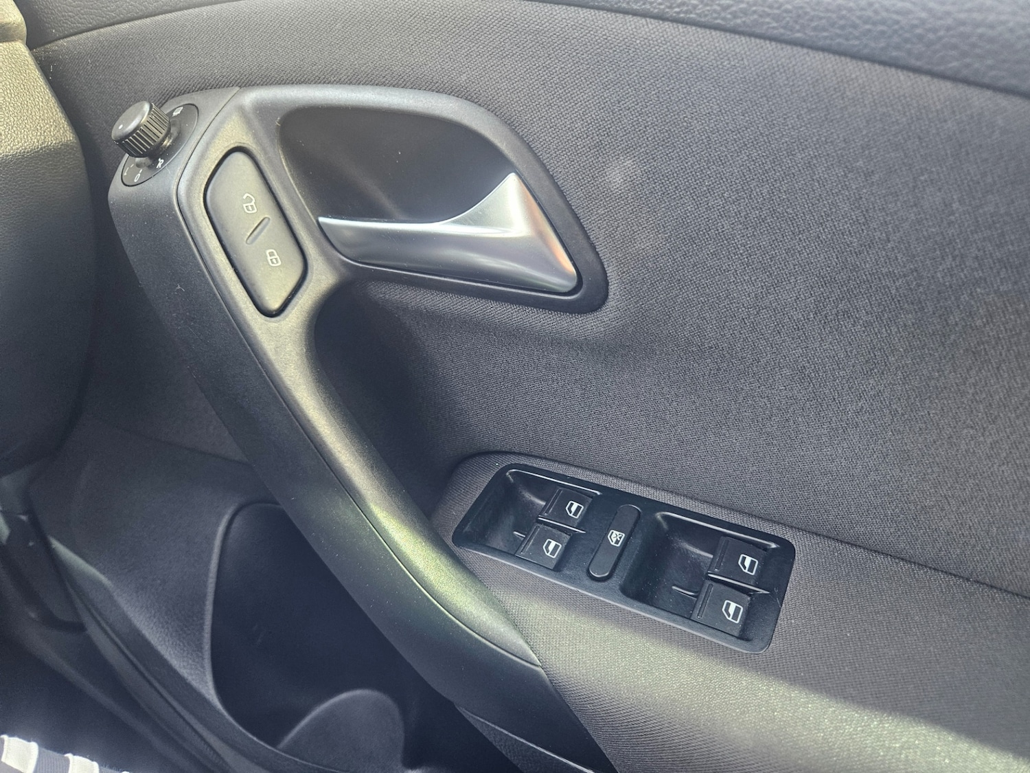 Used Volkswagen Polo 2012 for sale - 76064732: Photo 19