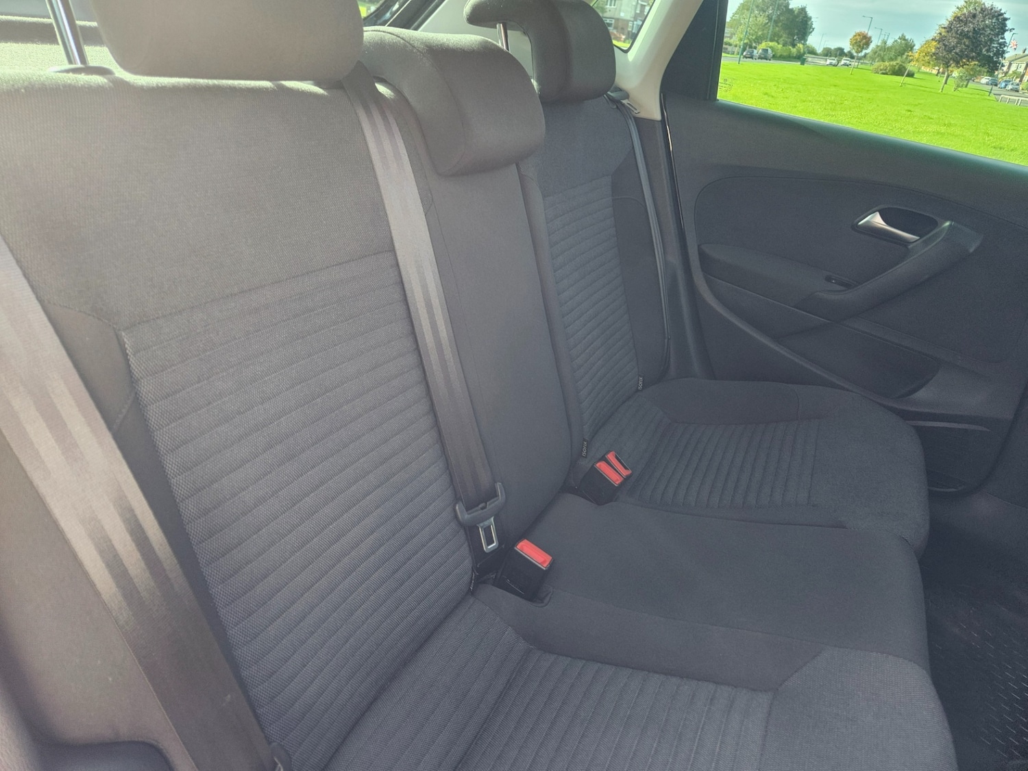 Used Volkswagen Polo 2012 for sale - 76064732: Photo 24