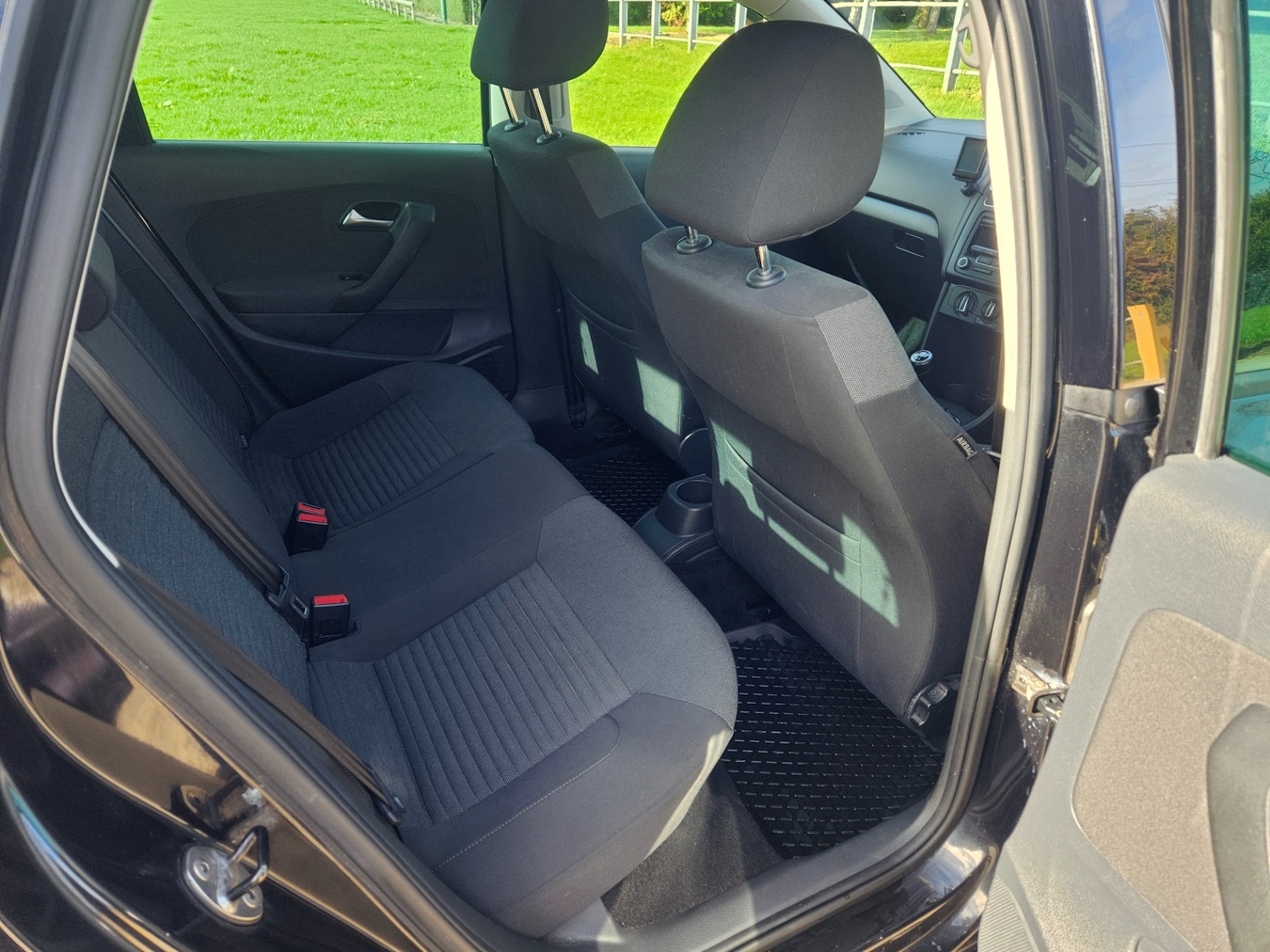 Used Volkswagen Polo 2012 for sale - 76064732: Photo 25