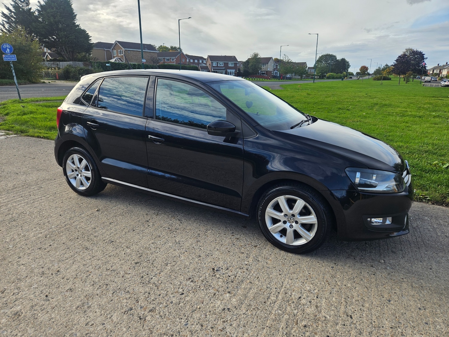 Used Volkswagen Polo 2012 for sale - 76064732: Photo 3