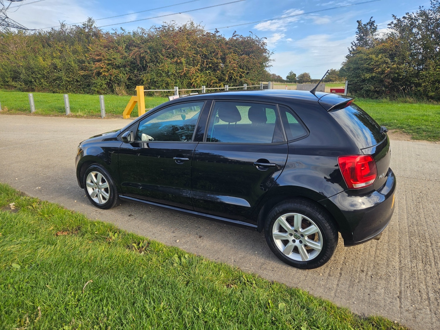Used Volkswagen Polo 2012 for sale - 76064732: Photo 7