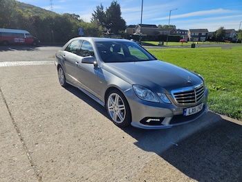 Mercedes-Benz - E-Class