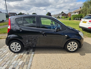 Used Suzuki Splash 2011 for sale - 79596596: Photo