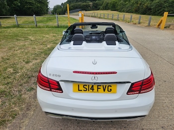 Used Mercedes-Benz E Class 2014 for sale - 79162600: Photo