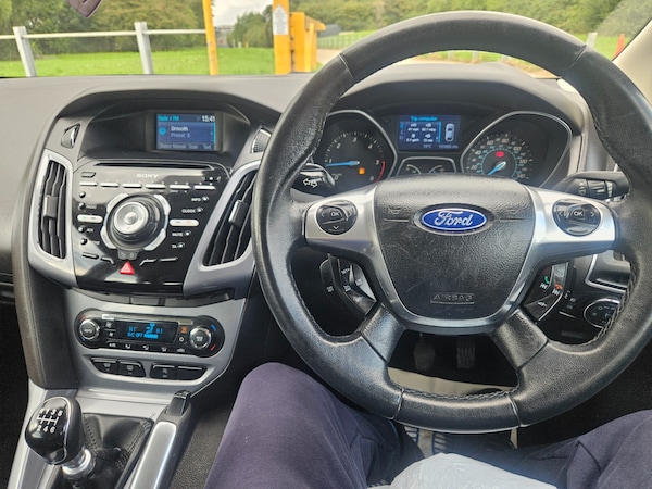 Used Ford Focus 2011 for sale - 75422058: Photo 11