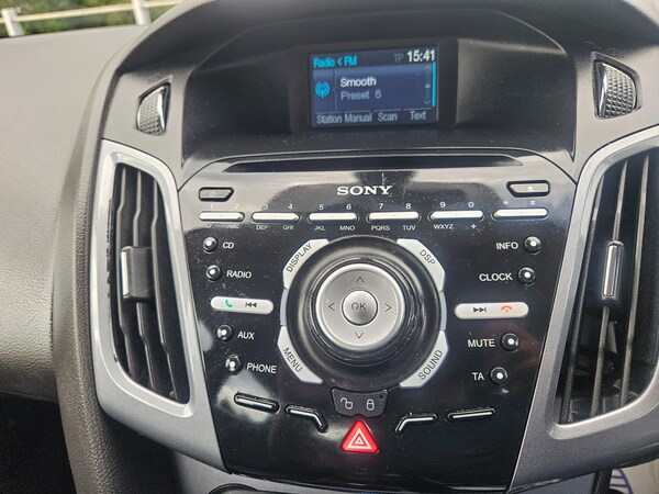 Used Ford Focus 2011 for sale - 75422058: Photo 13