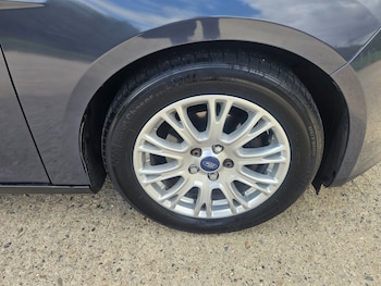Used Ford Focus 2011 for sale - 75422058: Photo