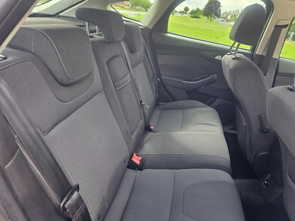 Used Ford Focus 2011 for sale - 75422058: Photo 9