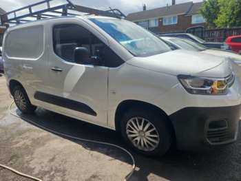 Used Citroen Berlingo 2020 for sale - 74981042: Photo