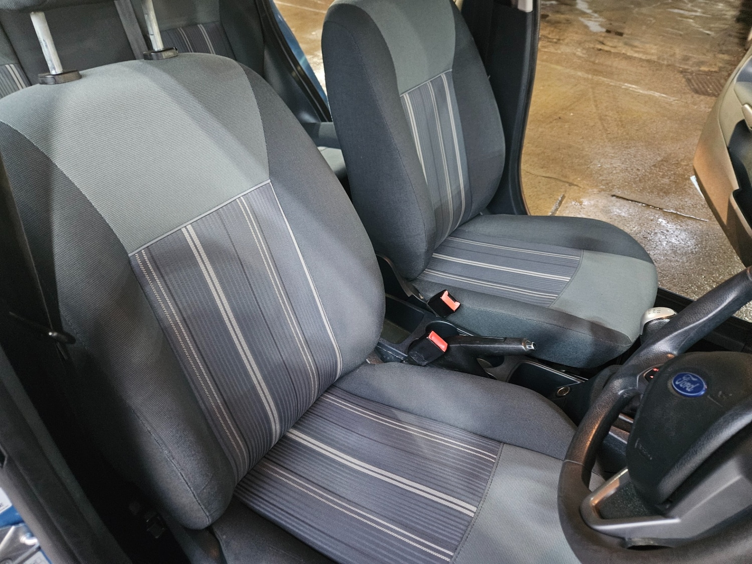 Used Ford Fiesta 2010 for sale - 76375008: Photo 11