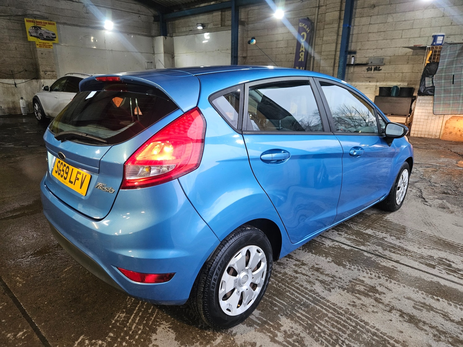 Used Ford Fiesta 2010 for sale - 76375008: Photo 6