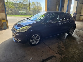 Used Peugeot 208 2013 for sale - 78224319: Photo