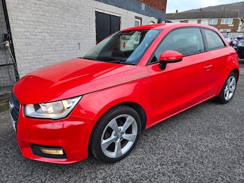 2016 (16) - 1.0 TFSI Sport 3dr