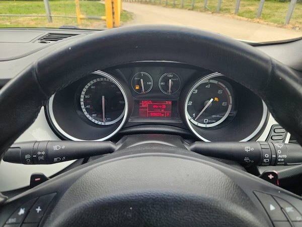 Used Alfa Romeo Giulietta 2012 for sale - 74656250: Photo 22