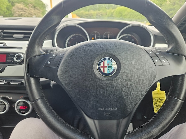 Used Alfa Romeo Giulietta 2012 for sale - 74656250: Photo 23