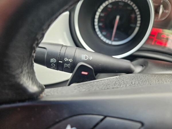 Used Alfa Romeo Giulietta 2012 for sale - 74656250: Photo 25