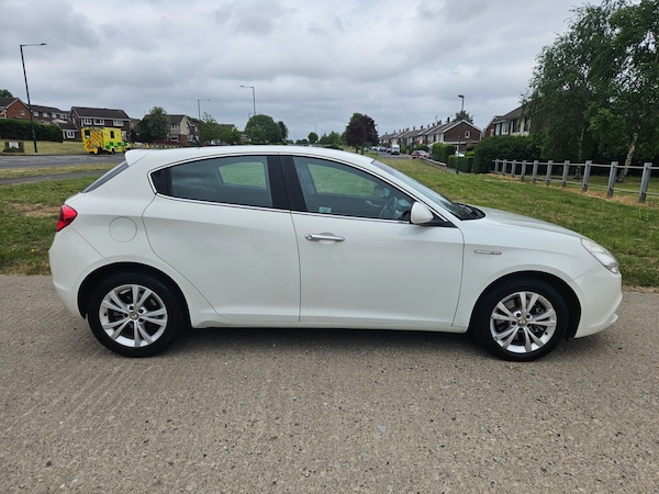 Used Alfa Romeo Giulietta 2012 for sale - 74656250: Photo 7