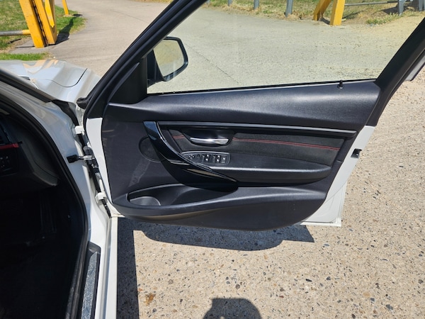 Used BMW 3 Series 2014 for sale - 75016585: Photo 10