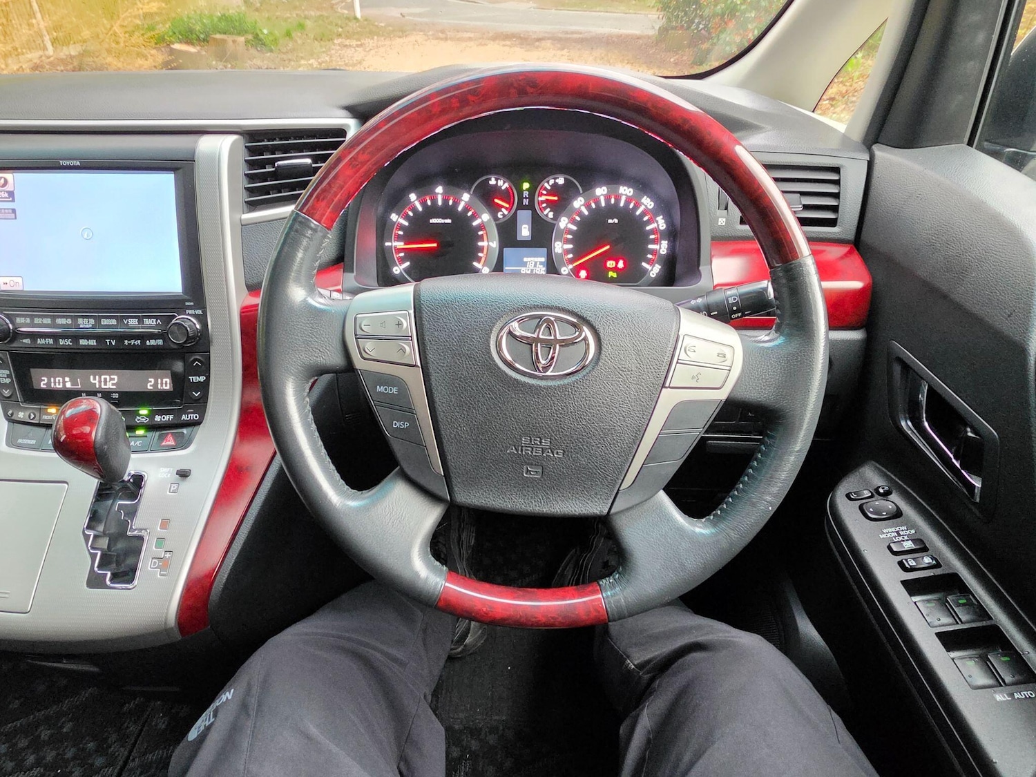 Used Toyota Alphard 2020 for sale - 78073994: Photo 28