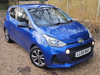 Used Hyundai i10 2019 for sale - 78074009: Photo