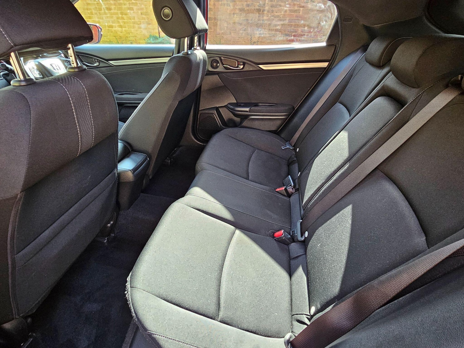 Used Honda Civic 2018 for sale - 78100394: Photo 17