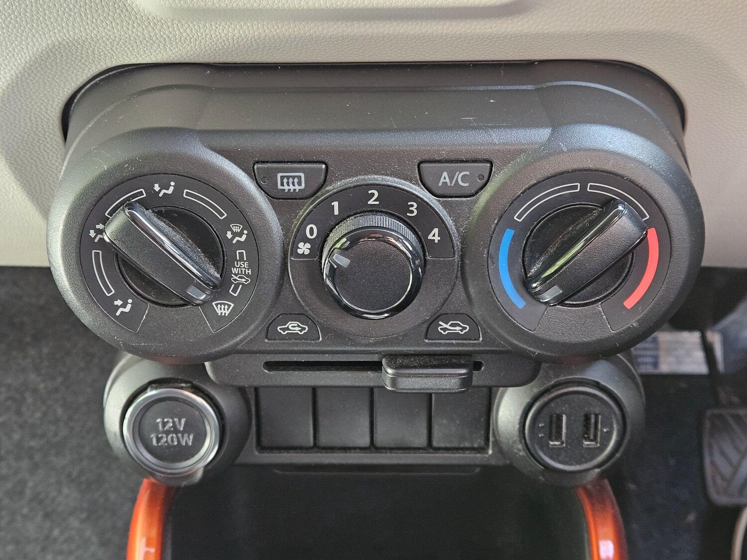 Used Suzuki Ignis for sale - 78100359: Photo 10