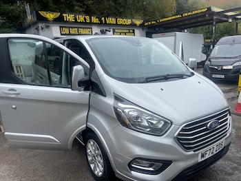 Used Ford Tourneo Custom 2022 for sale - 79558557: Photo