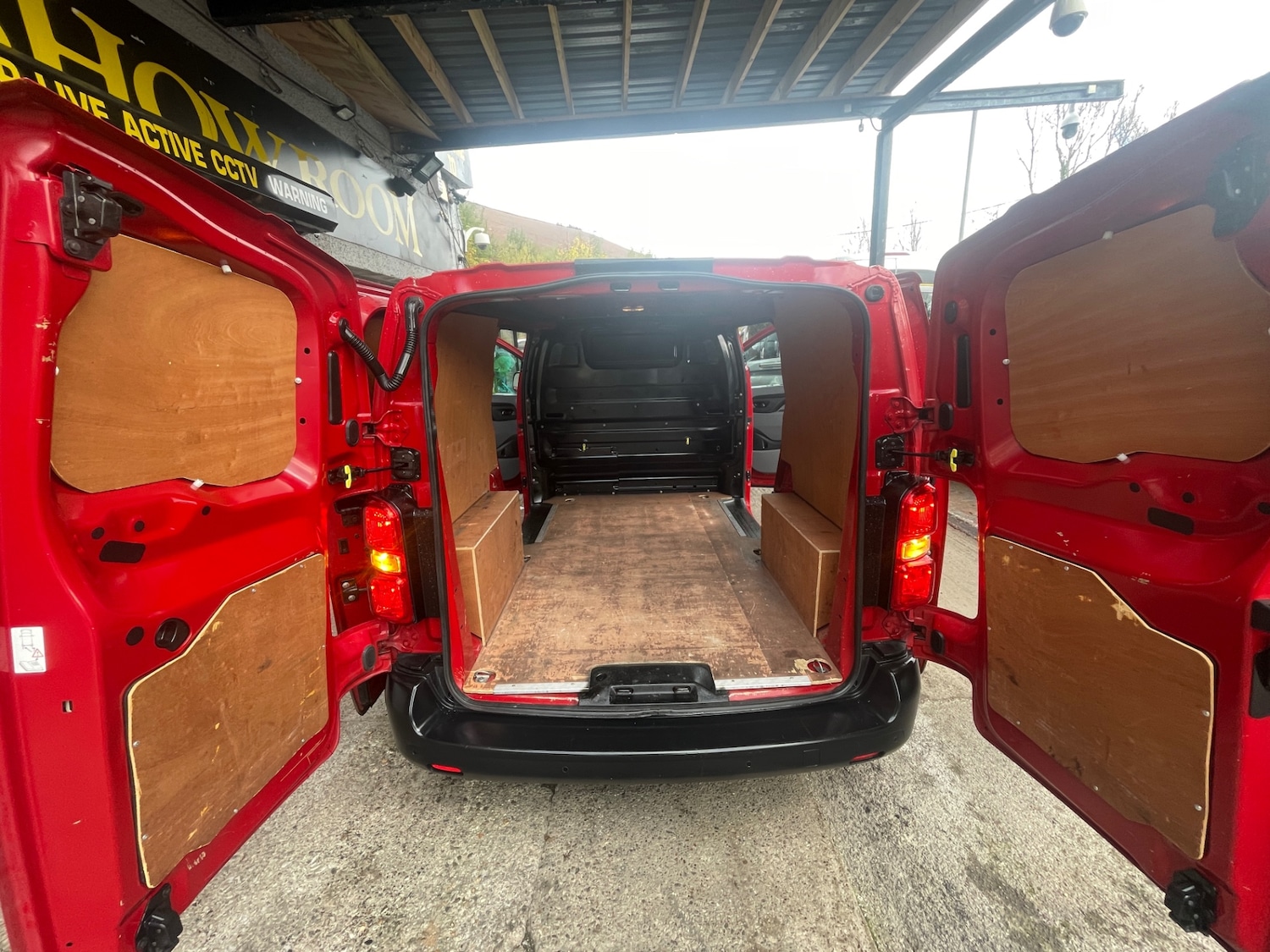 Used Citroen Dispatch 2022 for sale - 76330145: Photo 12