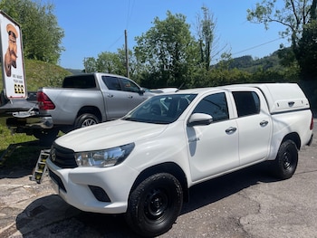 Used Toyota Hilux 2020 for sale - 78716841: Photo