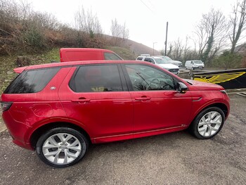 Used Land Rover Discovery Sport 2021 for sale - 77629733: Photo