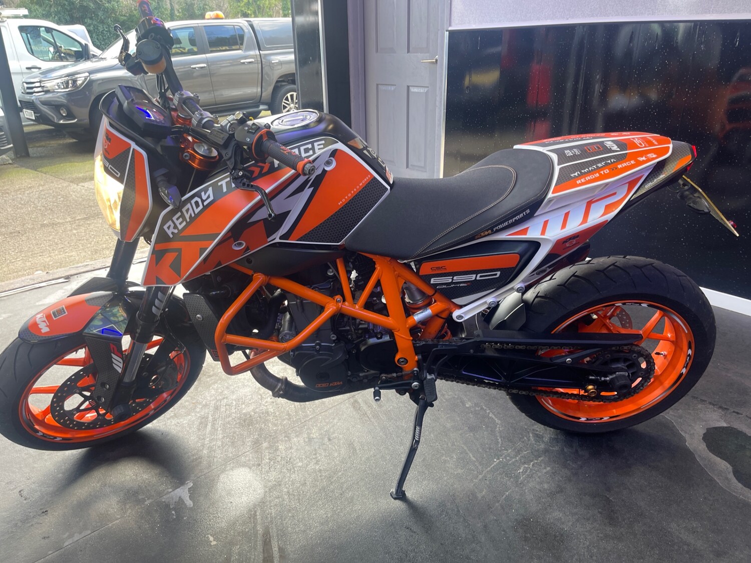 KTM DUKE