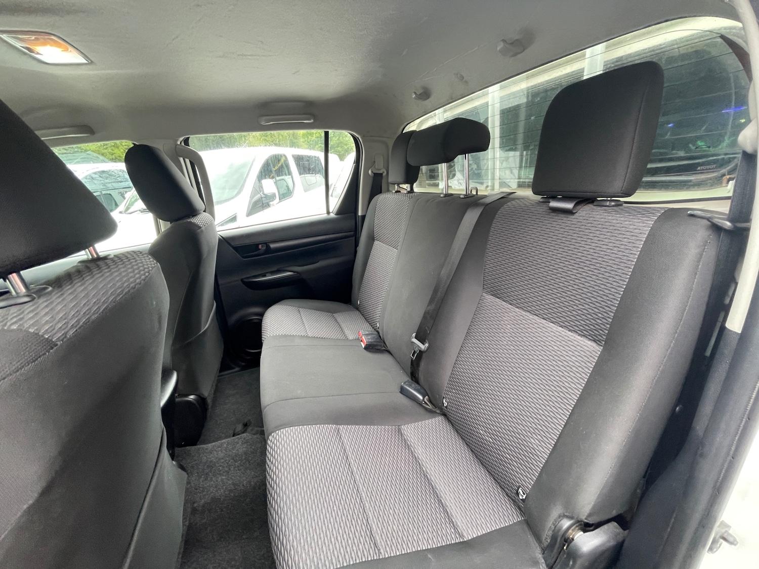 Used Toyota Hilux 2020 for sale - 75344443: Photo 3