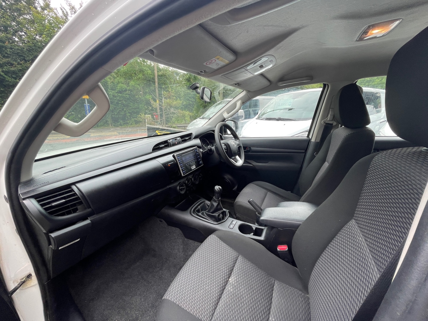 Used Toyota Hilux 2020 for sale - 75344443: Photo 4