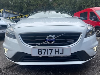 Used Volvo V40 2015 for sale - 75794280: Photo