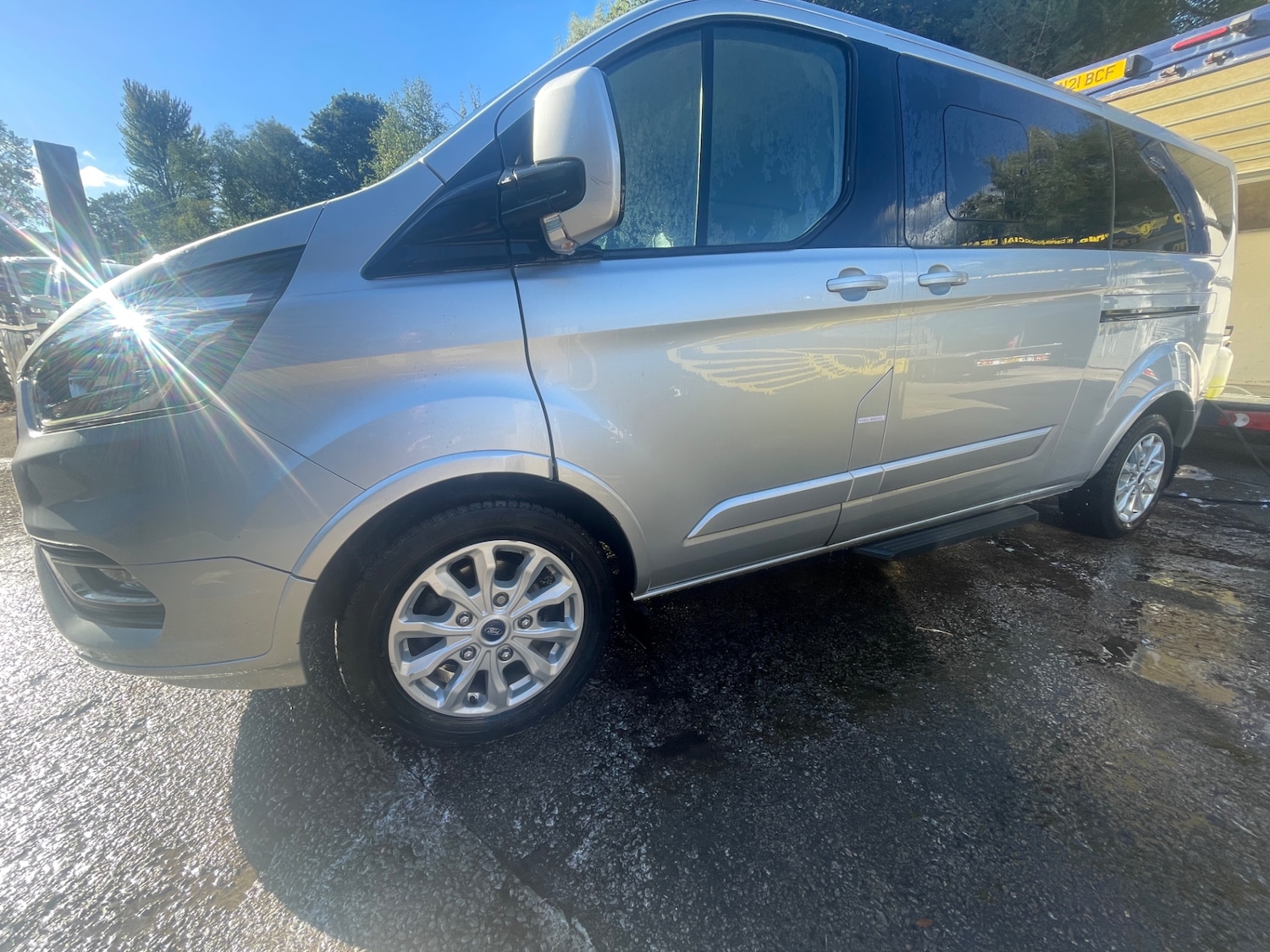Used Ford Tourneo Custom 2022 for sale - 76051605: Photo 2