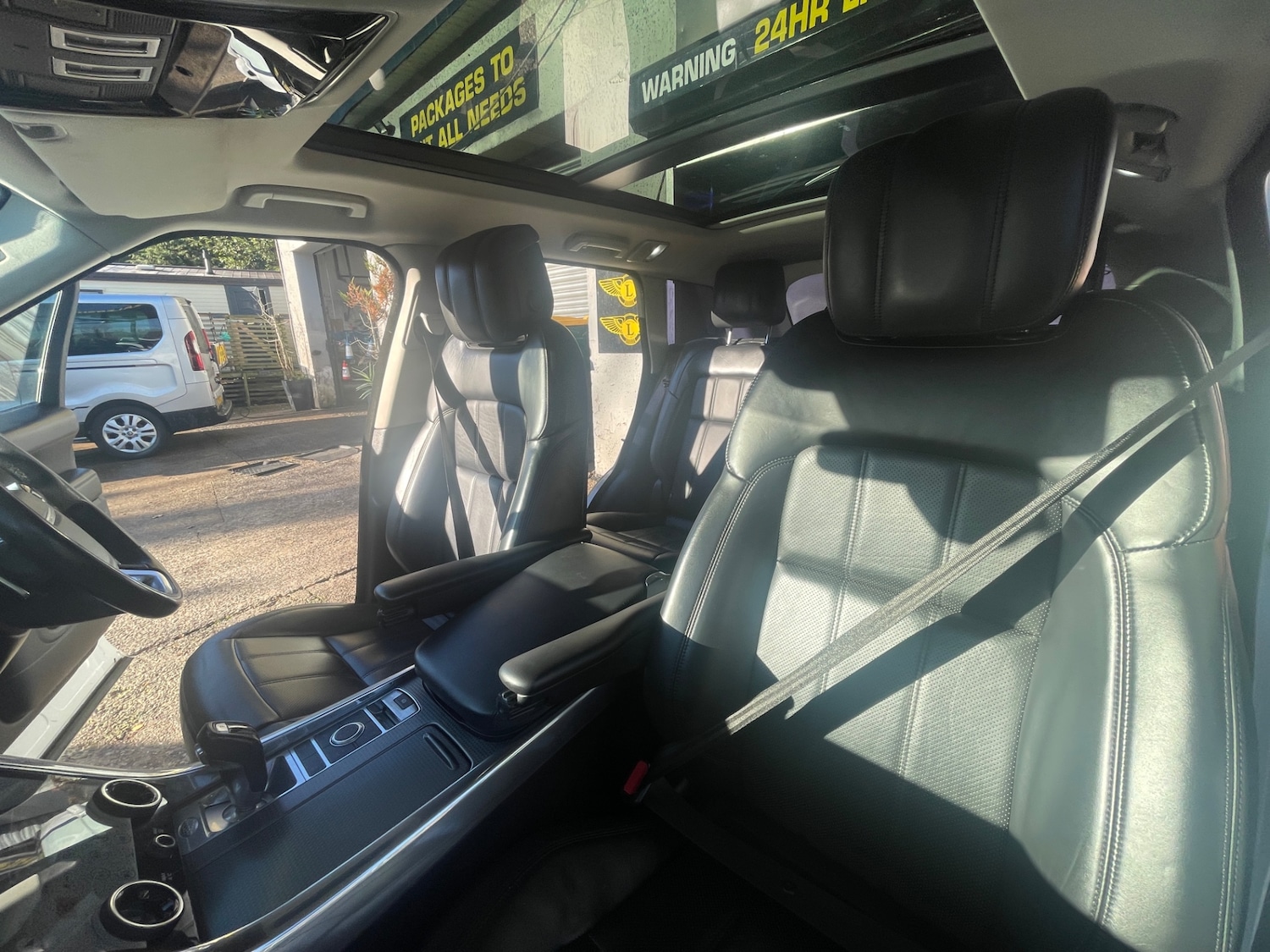 Used Land Rover Range Rover Sport 2018 for sale - 76626766: Photo 9