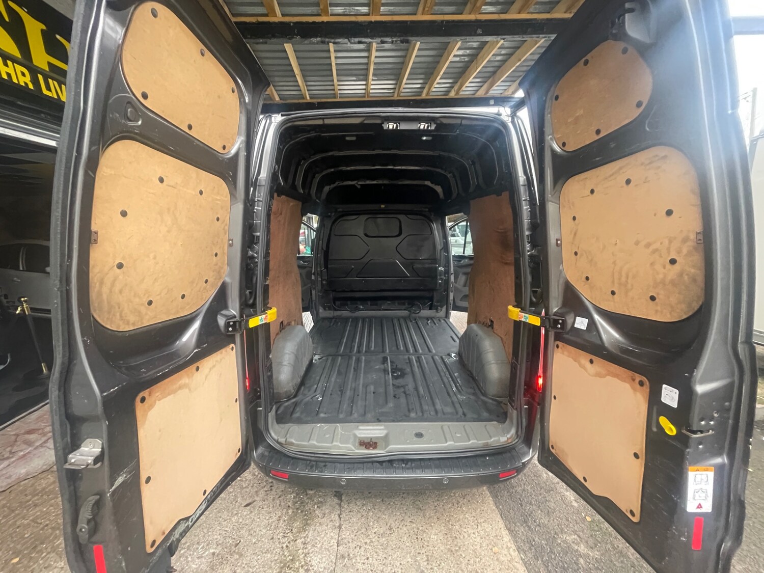 Used Ford Transit Custom 2020 for sale - 76320625: Photo 10