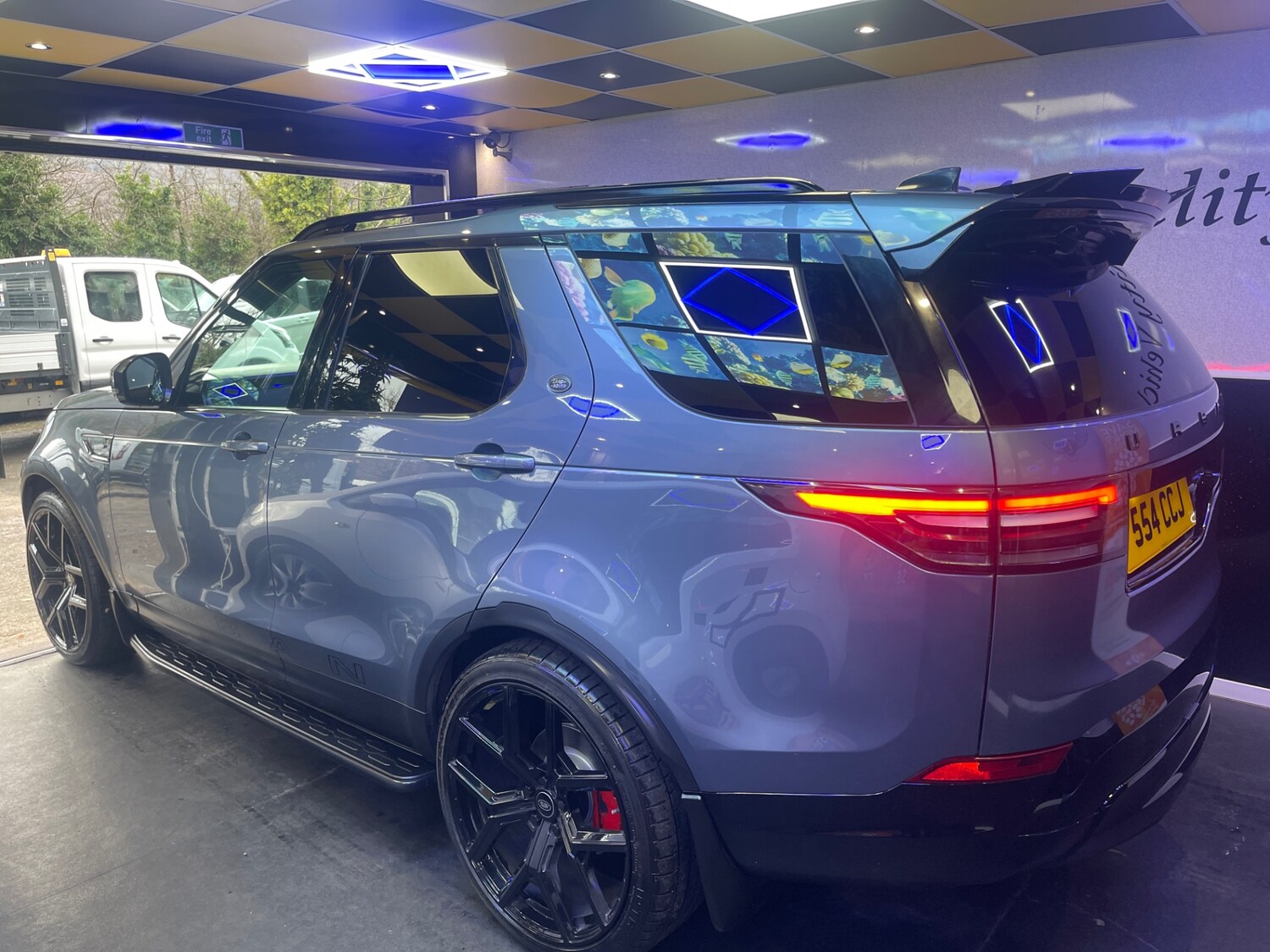 Used Land Rover Discovery 2018 for sale - 76706644: Photo 4