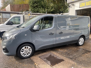 Used Nissan NV300 2021 for sale - 76363476: Photo