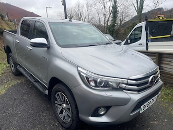 Toyota Hilux feature image