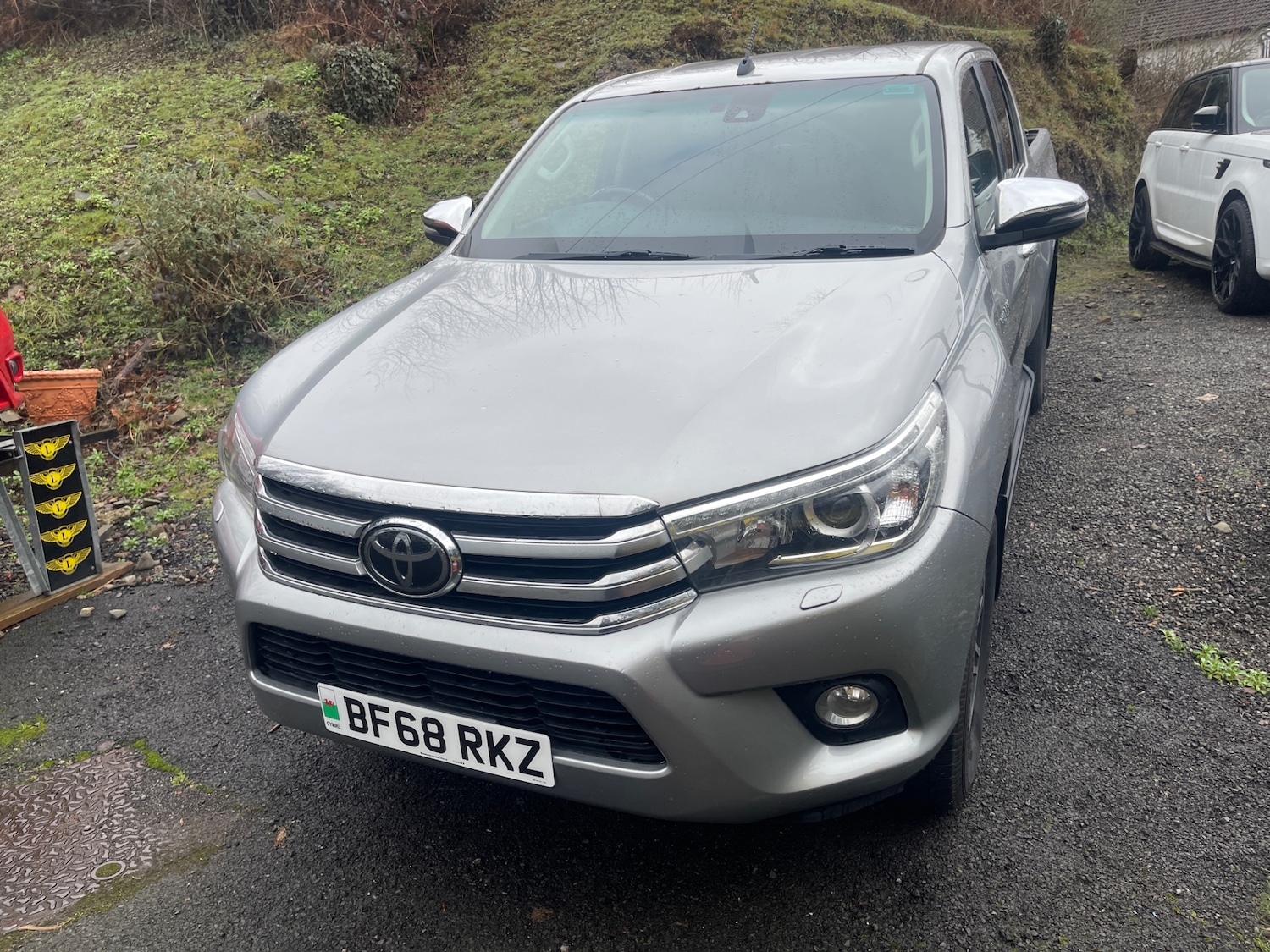 Used Toyota Hilux 2018 for sale - 77502246: Photo 3