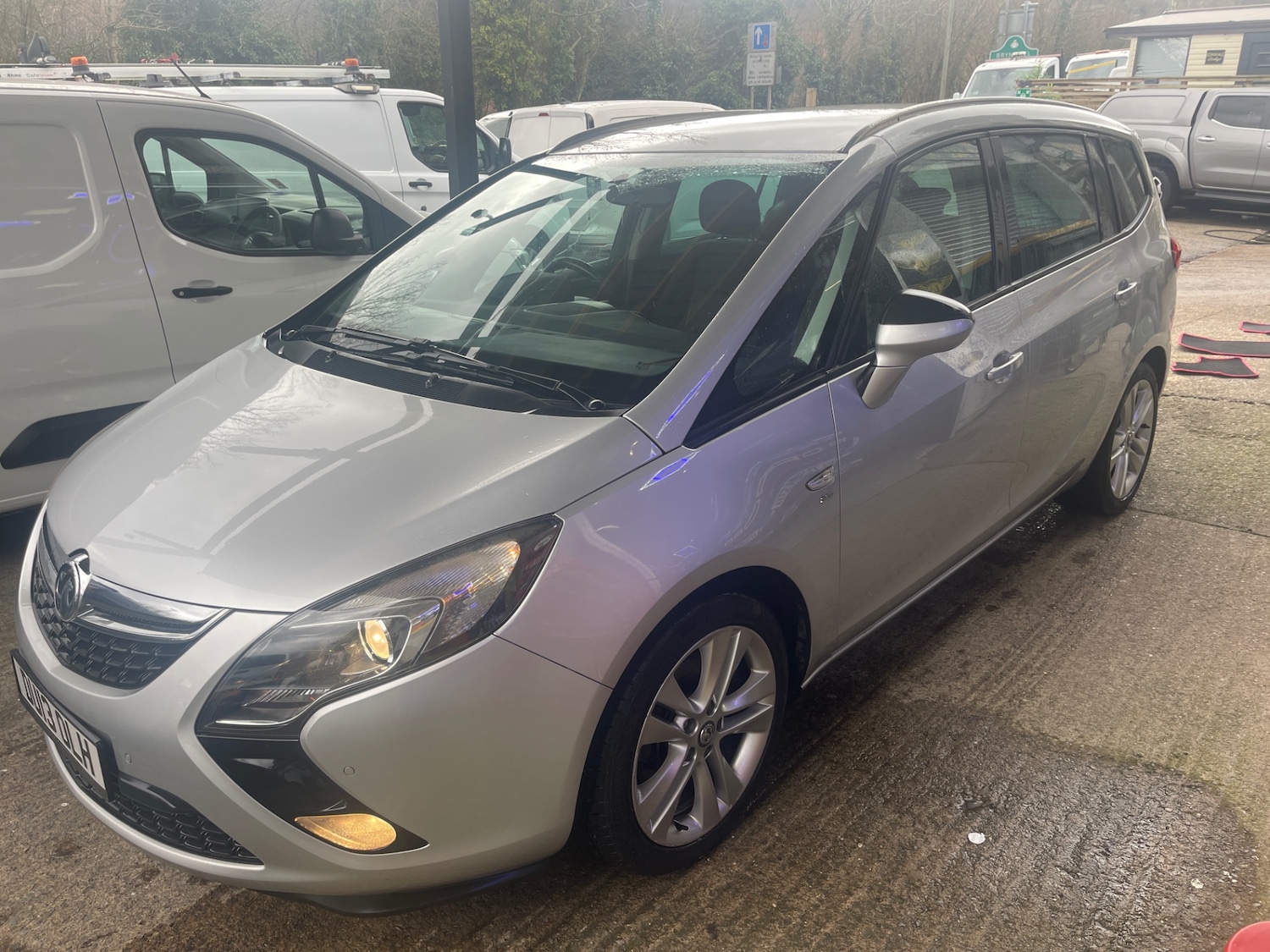 Used Vauxhall Zafira 2013 for sale - 77813472: Photo 4