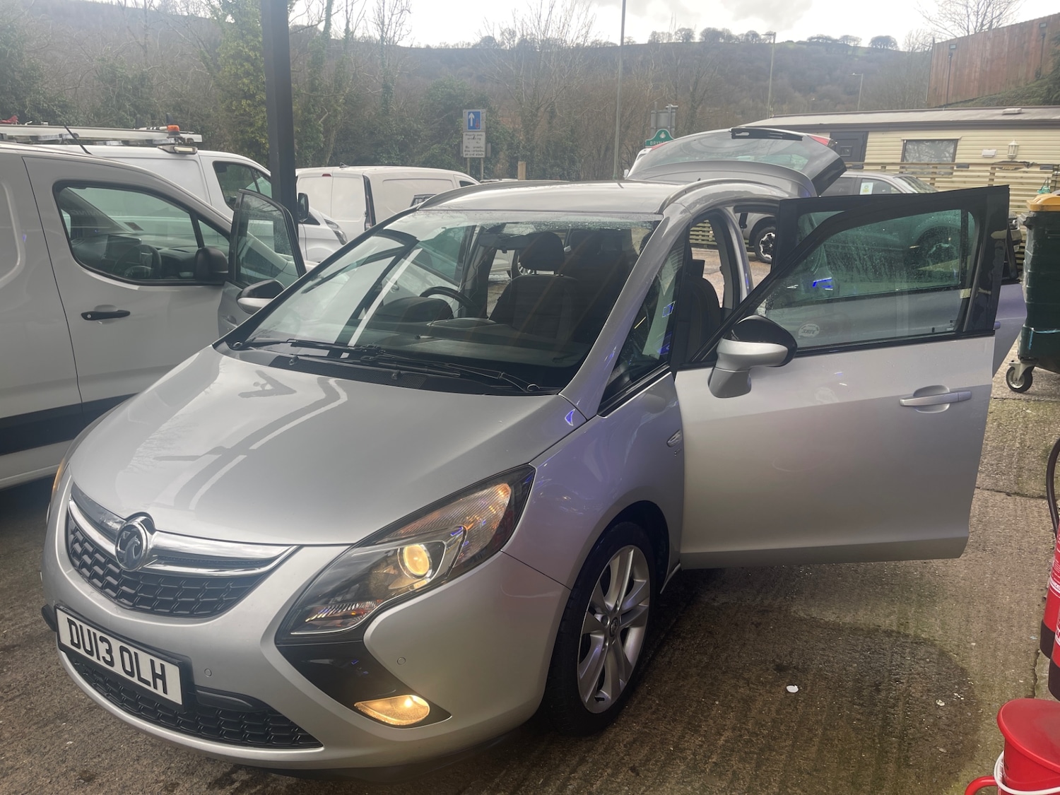 Used Vauxhall Zafira 2013 for sale - 77813472: Photo 9