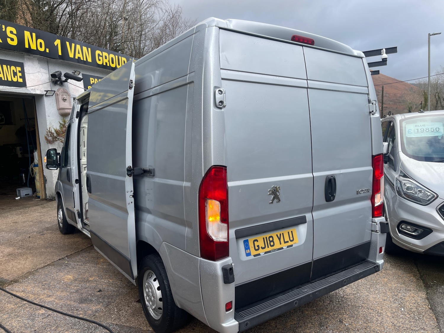 Used Peugeot Boxer 2018 for sale - 77398427: Photo 8