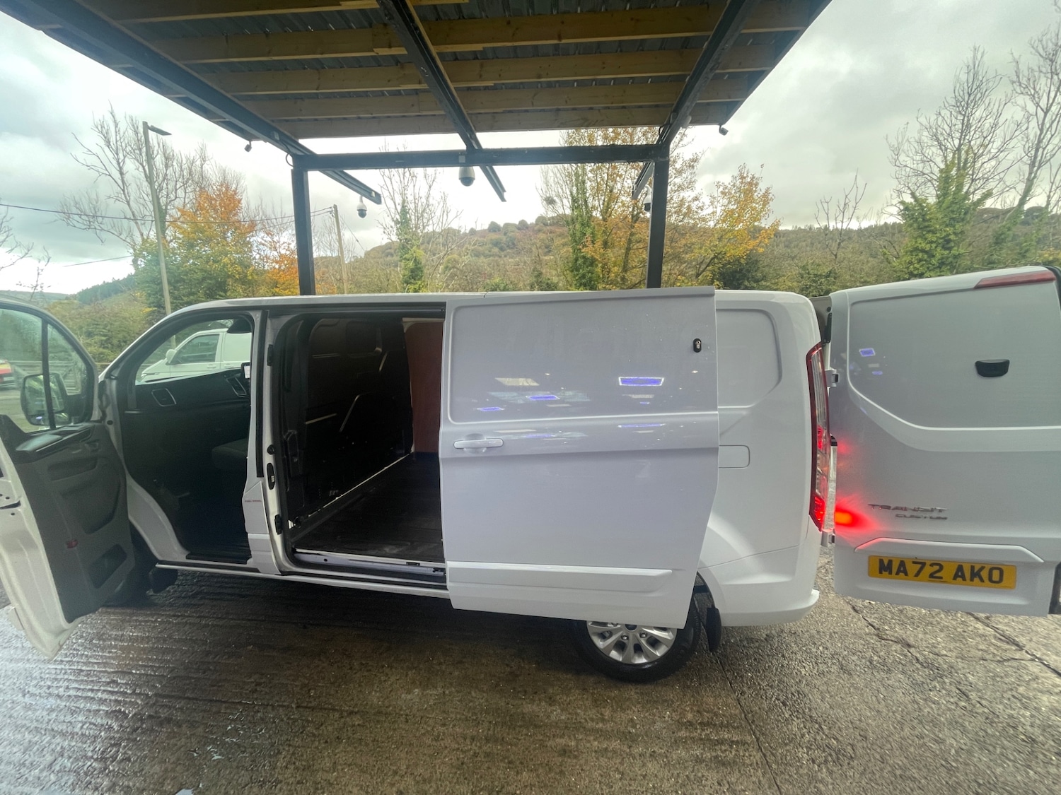 Used Ford Transit Custom 2022 for sale - 76332075: Photo 6